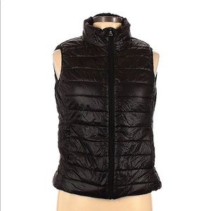 Active USA puffer vest